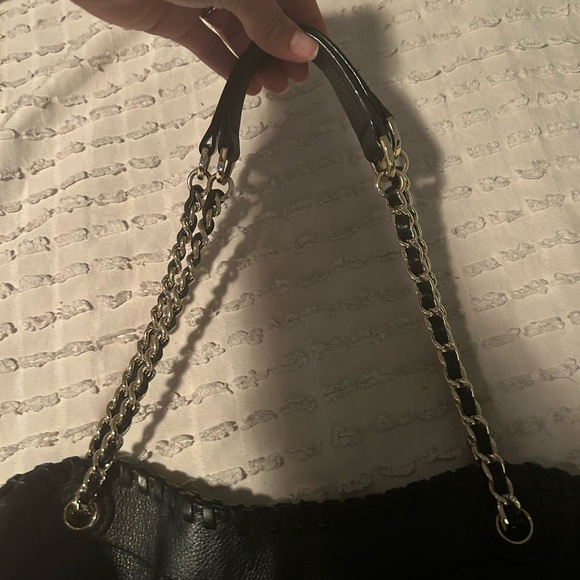 Tory Burch Black Leather Bag- adjustable strap - Picture 7 of 11